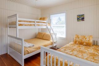 2 Streets to the Beach Game Room BBQ & Firepit - 2