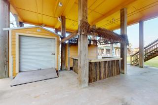 Inviting Gulf Views Pet Friendly Sleeps 12 - 8