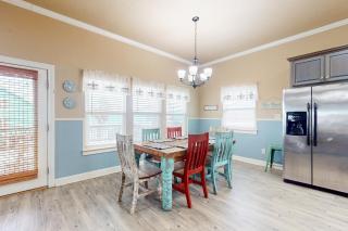 Inviting Gulf Views Pet Friendly Sleeps 12 - 1