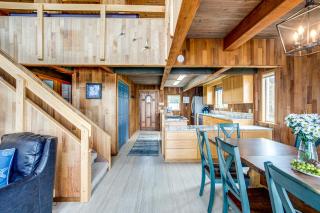 Ocean Front Home on Sandy Beach! Tidal Destination - 2