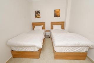 Rock Pyramids Hotel - 6