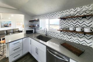 Alsea Bay Cottage with Hot Tub! The Retreat - 6