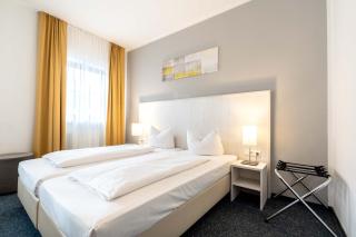 Hotel Wandinger Hof - 1