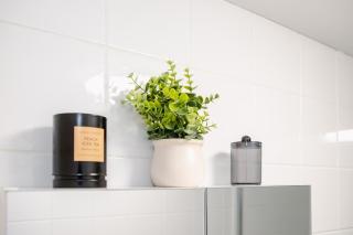 Jacks Stylish Central Retreat with Free Parking #4 - 6