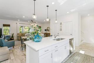 Blue Heron at Lost Key - 1