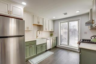 Updated Gem! Walk to Fishtown, 3 Mi to Center City - 8