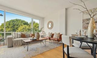 Luxury 1 Bedroom Santa Monica Condo with Park View - 0