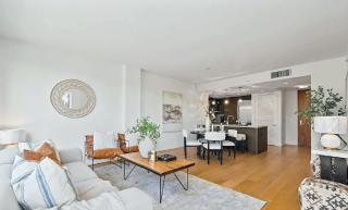 Luxury 1 Bedroom Santa Monica Condo with Park View - 5