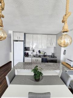 Magnificent one-bedroom apartment with sea view - 8