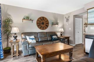 Fallcreek Haven - A Chic Retreat - 3