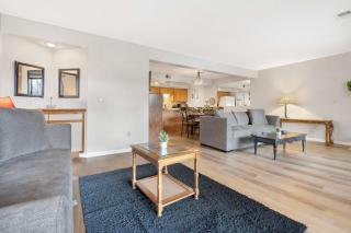 All Fore the Best with Onsite Amenities - 5