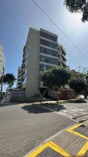 Ocean View near Larcomar - 2