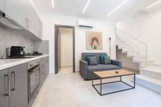 Oculus Kalithea Irakleous Apartments by Live&Travel - 8