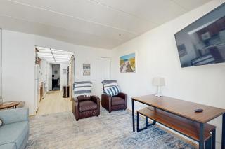 Decatur House 304 - 6