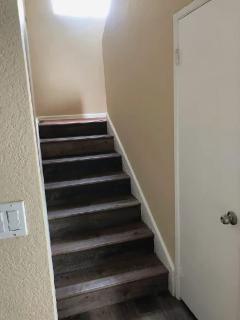 Remodeled 2 Bedroom Apartment Steps from the Beach - 2