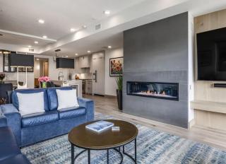 Slopeside Living Above Park City Base - 8