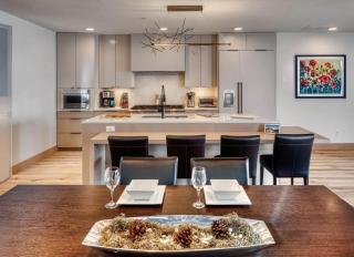 Slopeside Living Above Park City Base - 1