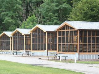 Cabins & Cottages at Shale Lake - 7