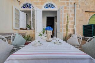 Villa Josette with Pool Table and Garden by Haven and Keys Malta - 7