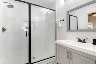 6 Large Bedrooms Billiards Heated Pool - 9