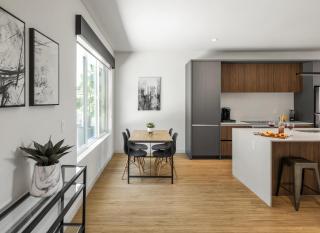 Chaparral - 2 Units - Jacuzzi - Heart of Old Town - 3