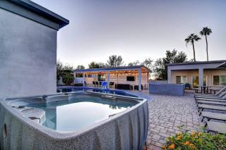 9 Large Bedrooms Basketball Court HotTub - 5