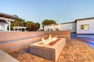 9 Large Bedrooms Basketball Court HotTub - 4