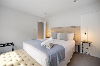 Golden Stay Queenstown - 9