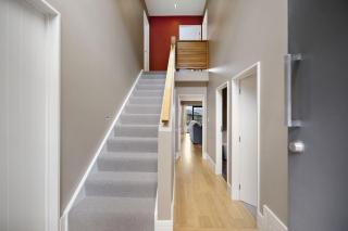 Golden Stay Queenstown - 8