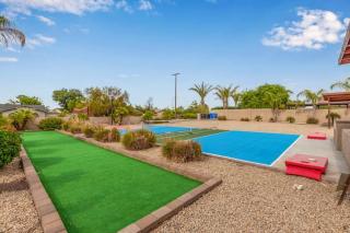 9 Large Bedrooms Private Pool Pool Table - 2