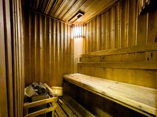 Near BTS l Fully Furnished l Pool and Gym - 7