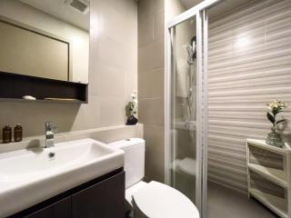 600 m to BTS l City View l Rooftop Pool - Amphoe Phra Khanong - 1