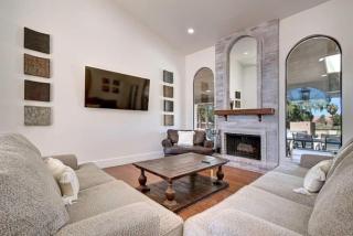 10 Large Bedrooms Sport Court Pool - 8