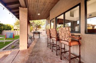 10 Large Bedrooms Sport Court Pool - 1