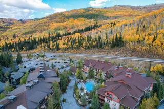 Ski in and out First Chair - Solitude - 6