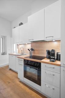 Loftly Kant99 - Zentral - 90m2 - Self Check-In - 300 Mbit - 5