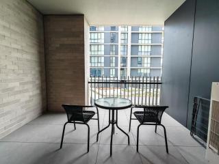 Brand new 2BR APT in Castle Hill - 7