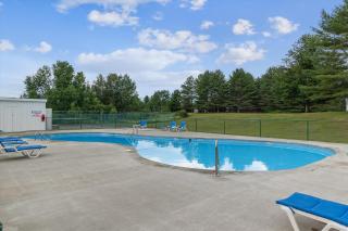 Village Green 9F - 7