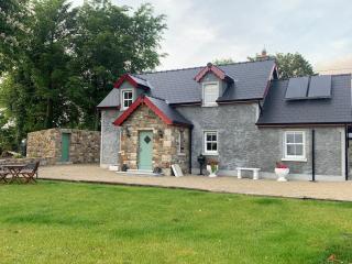 Paul's country cottage - 0