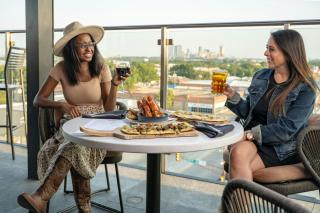 SpringHill Suites by Marriott Fort Worth Historic Stockyards - 5