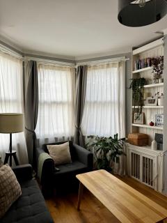 Charming 2 bedroom apartment in Crouch End - 0