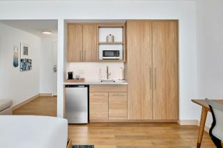 Element Wilmington - 1