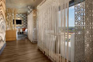 AC Hotel by Marriott Columbus Downtown - 9