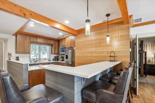 Trapp Alpine Chalet - 8