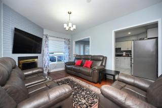 Home near Airport in Mississauga, Heartland - 0