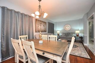 Home near Airport in Mississauga, Heartland - 7