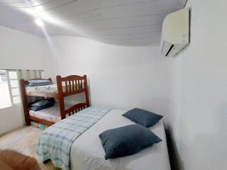 Suíte Família com Cozinha TV e Ar Condicionado - 0