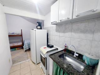 Suíte Família com Cozinha TV e Ar Condicionado - 1