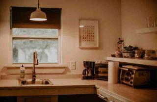 The Blue Heron-elegant Urban Studio In City Center - 8