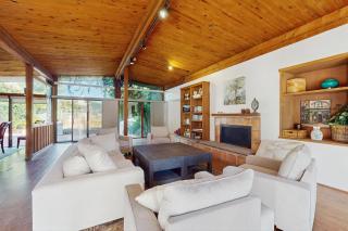 The Orangewood Oasis - 9